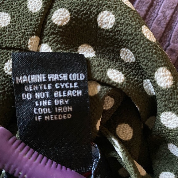 Forest Green Dress with White Polka-dots. Size Medium - Picture 5 of 7